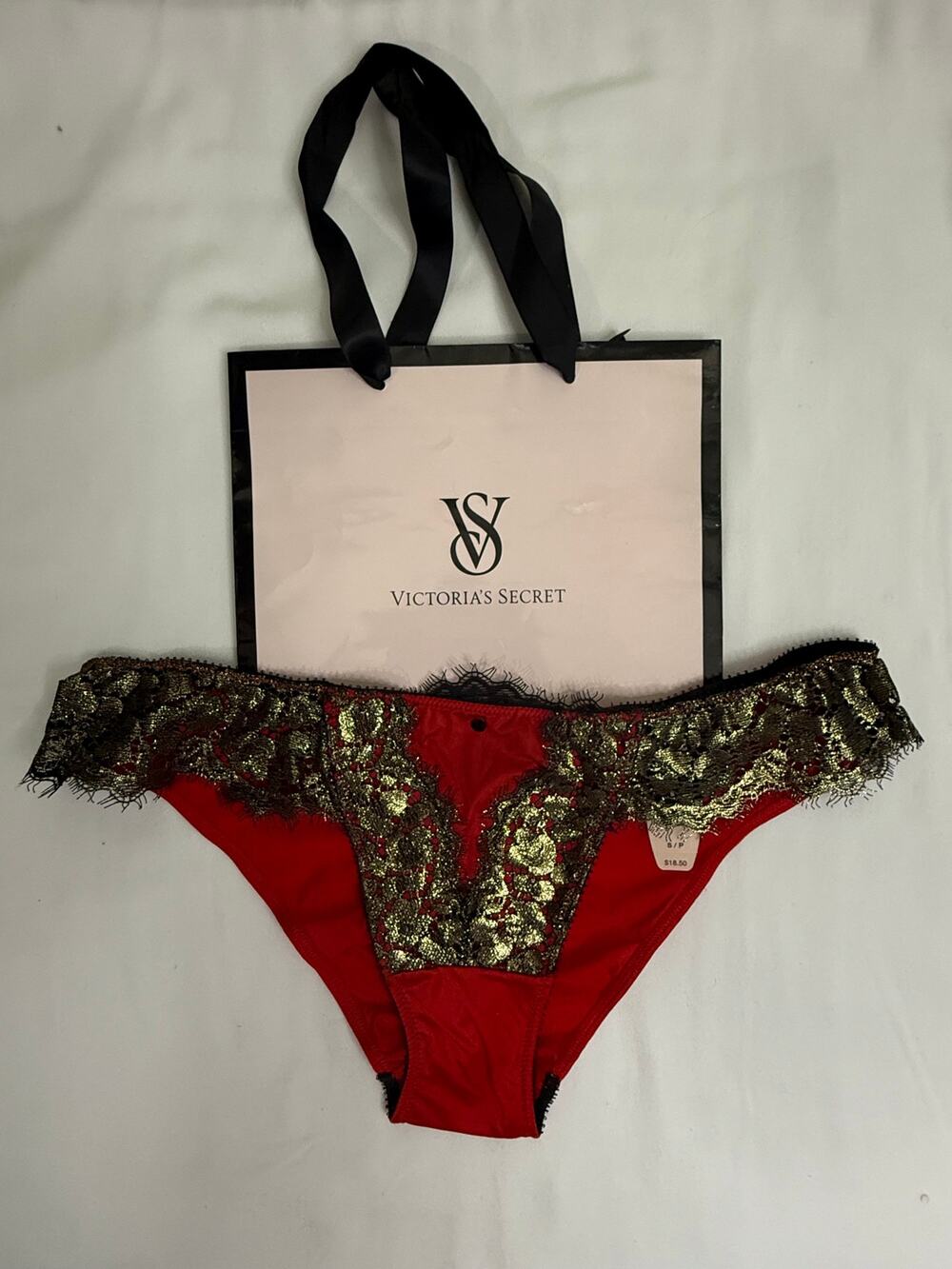 NWT Victoria’s Secret Low-Rise Cheekini Panty Red & Gold Lace Size S 2012